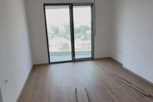 Shtepi me qera Apartament ne Tirane, 1+1, Mobilimi Bosh, pa mobiluar, Pagesa 500  Euro.