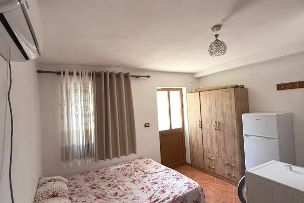 House for Rent Apartment in Tirana, Garsoniere, Furniture Furnished, Payment 250  Euro.