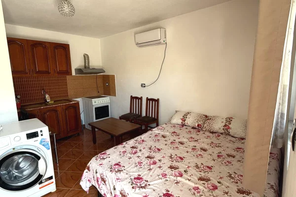 House for Rent Garsoniere in Tirana - 250 Euro