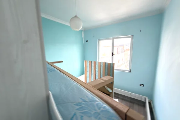 Shtepi me qera Apartament ne Tirane, 2+1, Mobilimi E mobiluar, Pagesa 550  Euro.