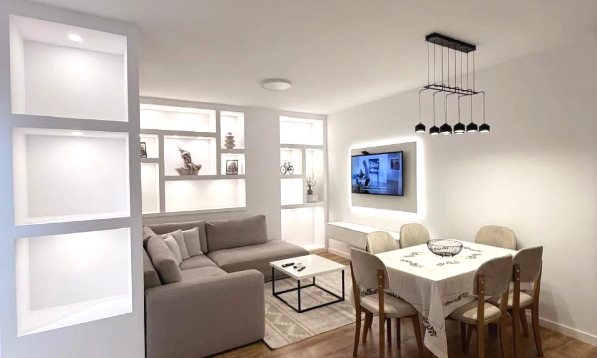 Shtepi me qera Apartament ne Tirane, 2+1, Mobilimi E mobiluar, Pagesa 600  Euro.