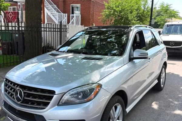 Makina ne shitje ne Tirane, Mercedes-Benz, 2015 Diesel,Kambio Automatik Pagesa 13,000  Euro.