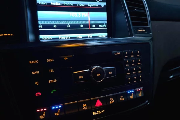 Makina ne shitje ne Tirane, Mercedes-Benz, 2015 Diesel,Kambio Automatik Pagesa 13,000  Euro.