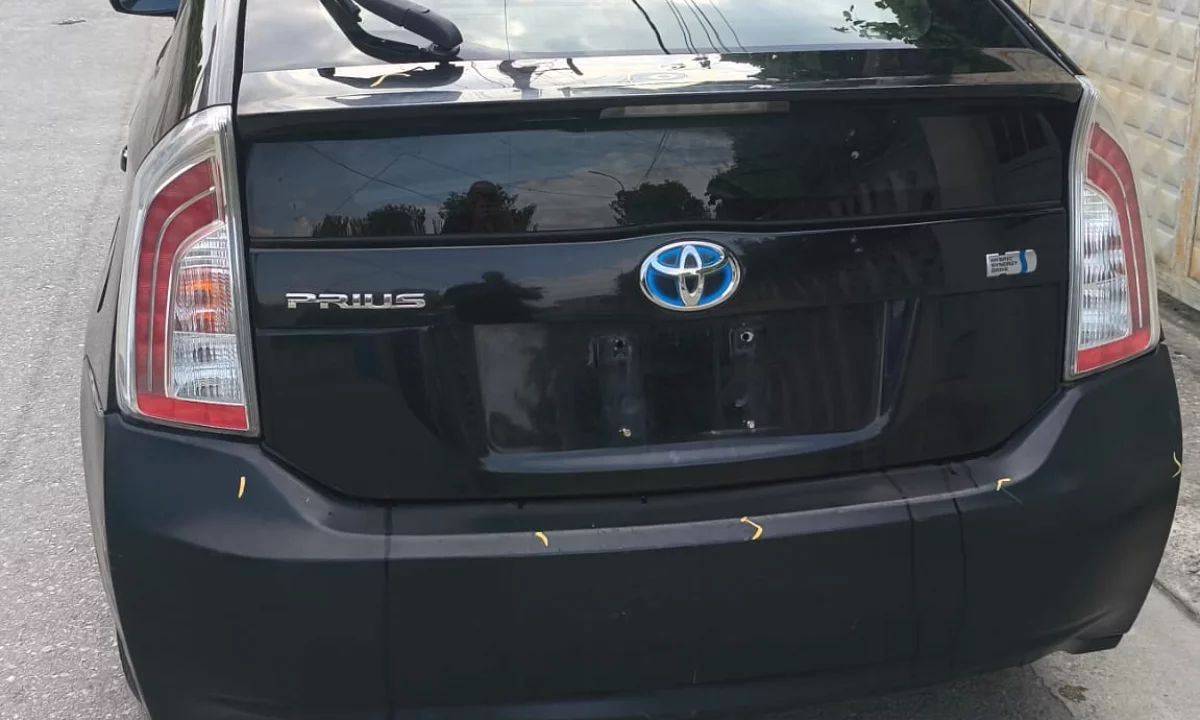 Cars for sale in Fier, Toyota, 2013 Benzine,Kambio Automatik Payment 2,000  Euro.