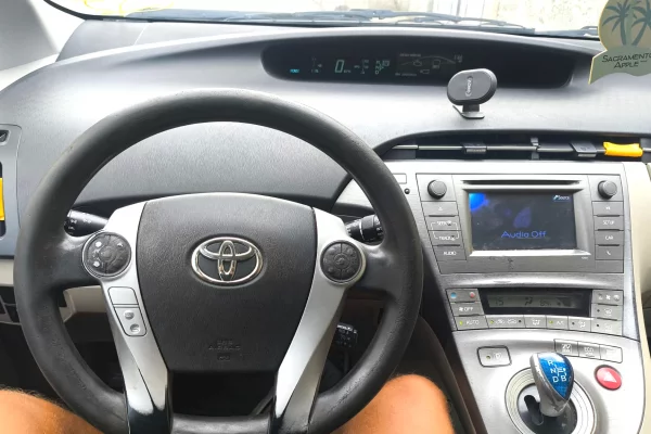 Cars for sale in Fier, Toyota, 2013 Benzine,Kambio Automatik Payment 2,000  Euro.