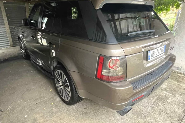 Auto in Vendita a Elbasan - 10,500 Euro