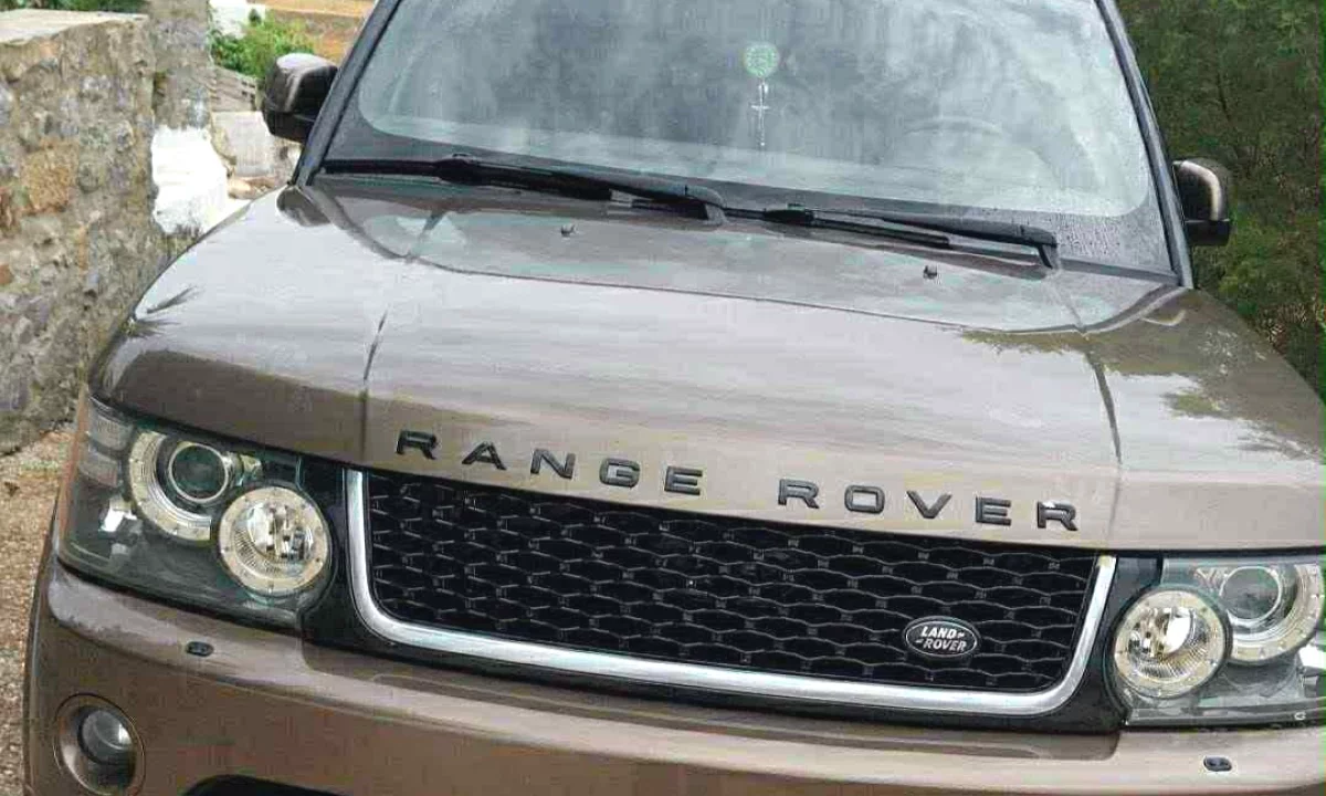 Auto in Vendita a Elbasan, Land Rover, 2010 Diesel,Kambio Automatik Pagamento 10,500  Euro.