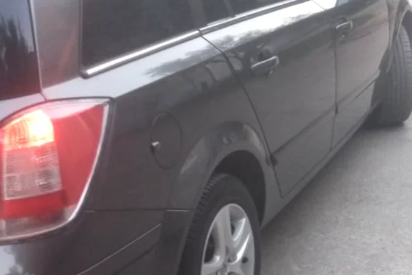Cars for sale in Tirana, Opel, 2010 Diesel,Kambio Manual Payment 2,700  Leke.