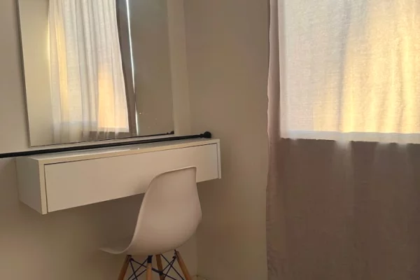 Shtepi me qera Apartament ne Tirane, 1+1, Mobilimi E mobiluar, Pagesa 45,000  Leke.