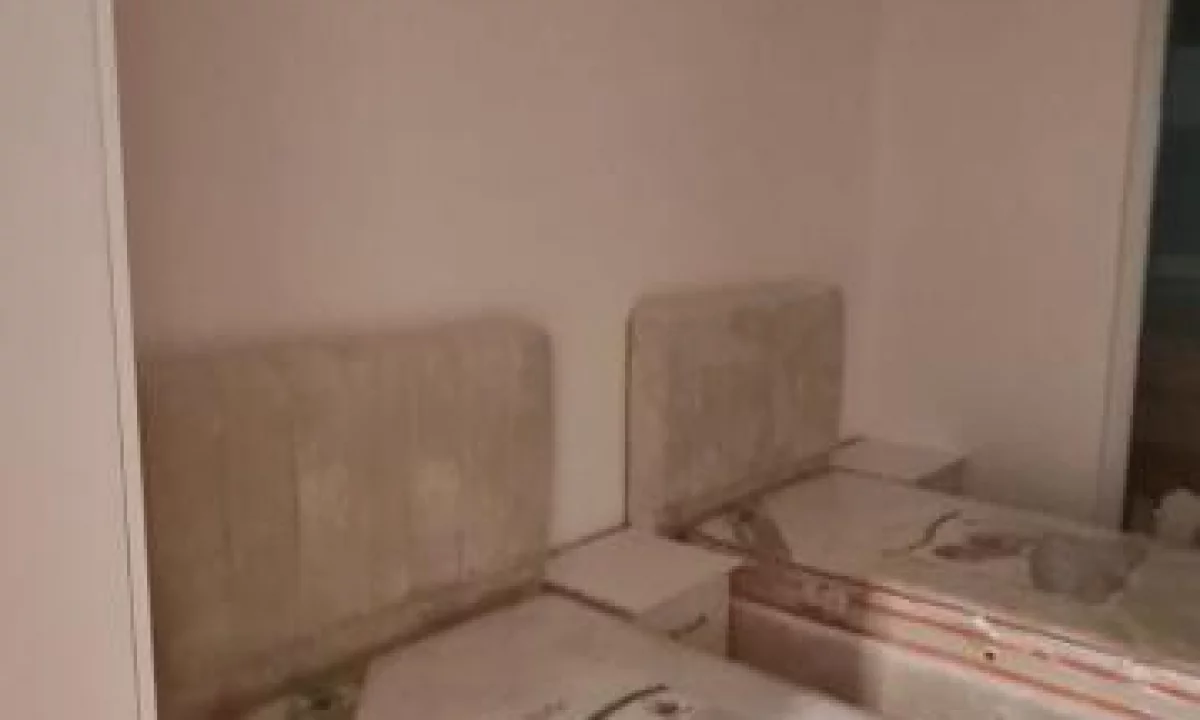 Shtepi me qera Apartament ne Tirane, 2+1, Mobilimi E mobiluar, Pagesa 600  Euro.