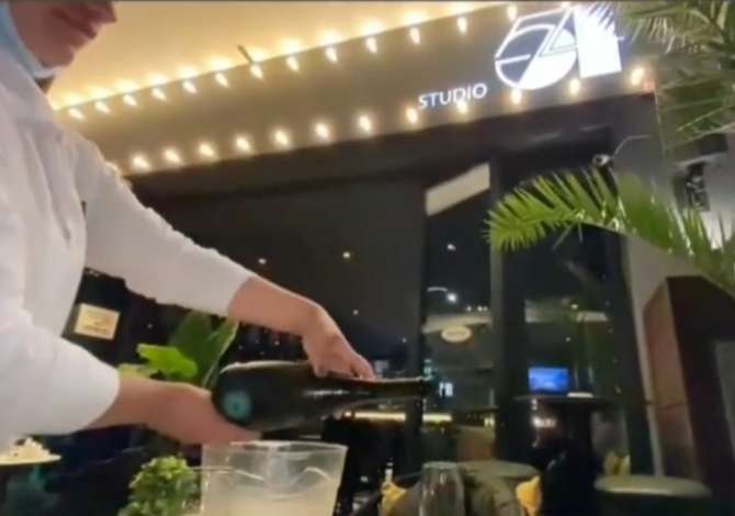 Offerte di lavoro a Valona, Profession Kamariere, Bankiere , , Pagamento Trattabile.