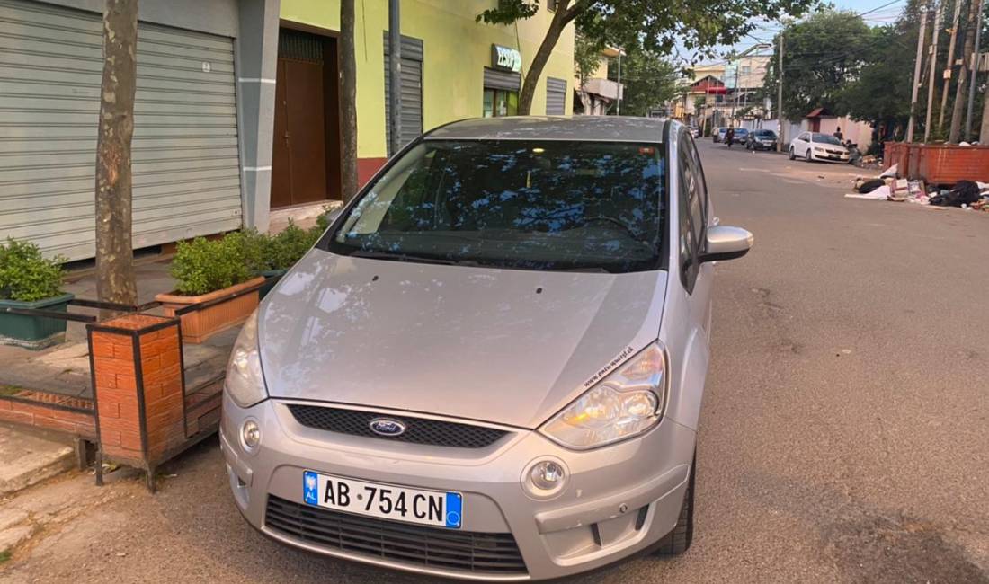 Auto in Vendita a Kruja, Ford, 2009 Diesel,Kambio Automatik Pagamento 5,500  Euro.