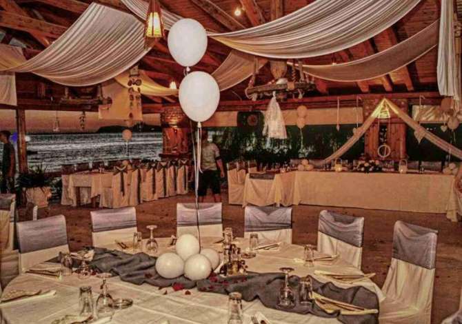 Offerte di lavoro a Himara, Profession Banakier/e, Kamarier/e, Sanitare , , Pagamento Trattabile.