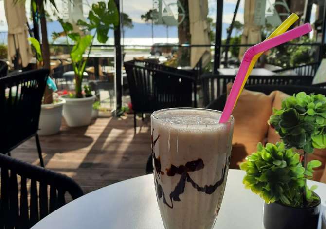 Offerte di lavoro a Valona, Profession kamariere , , Pagamento Trattabile.