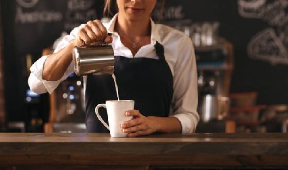 Offerte di lavoro a Tirana, Profession Banakiere , , Pagamento 35,000  Leke.