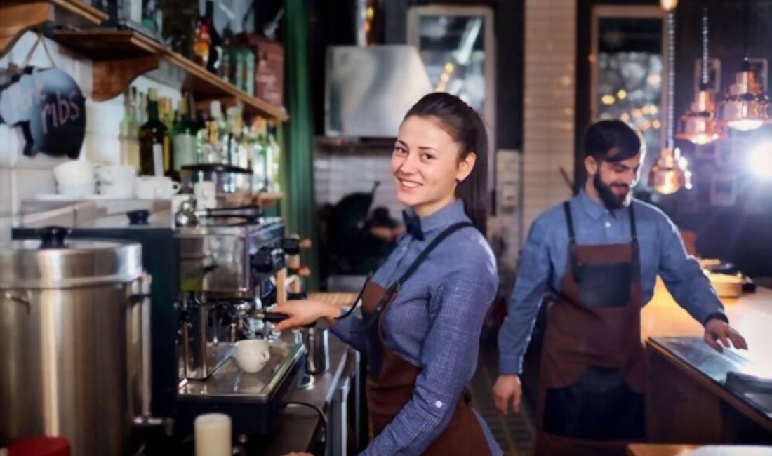 Offerte di lavoro a Tirana, Profession Banakier/e, Kamarier/e , , Pagamento Trattabile.