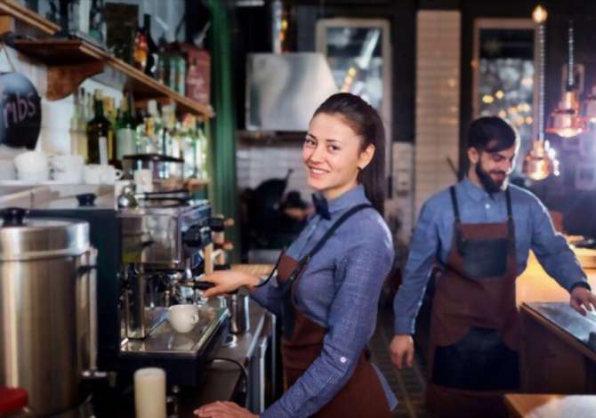 Njoftime Pune per Banakier/e, Kamarier/e ne Tirane