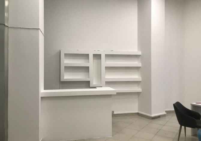 Ambiente Commerciale in Affitto a Tirana - 300 Euro