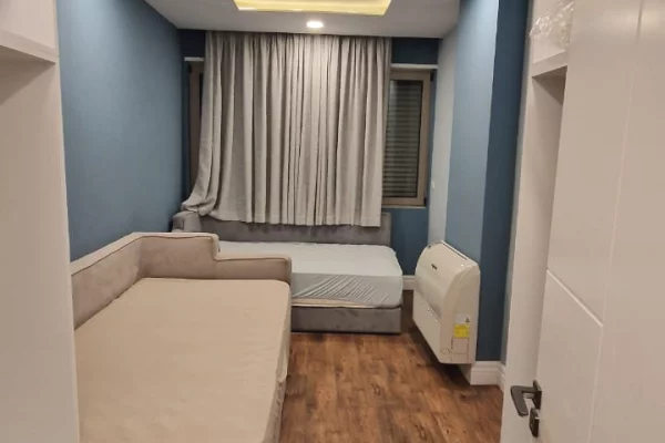 Shtepi me qera Apartament ne Tirane, 2+1, Mobilimi E mobiluar, Pagesa 50,000  Leke.