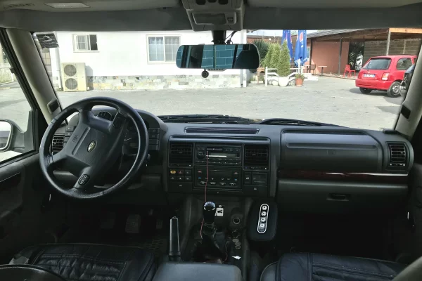 Auto in Vendita a Tirana, Land Rover, 2001 Diesel,Kambio Manual Pagamento 7,200  Euro.