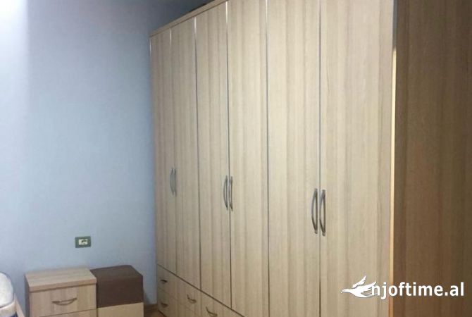 Shtepi me qera Apartament ne Tirane, 1+1, Mobilimi E mobiluar, Pagesa 45,000  Leke.
