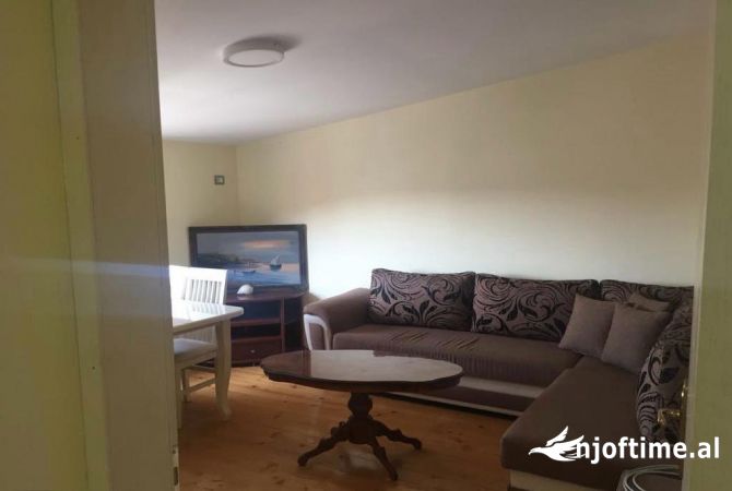 Jepet me qera 1+1 Mine Peza 