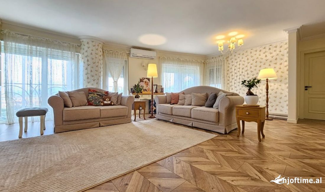 Shtepi me qera Apartament ne Tirane, 2+1, Mobilimi E mobiluar, Pagesa 1,000  Euro.