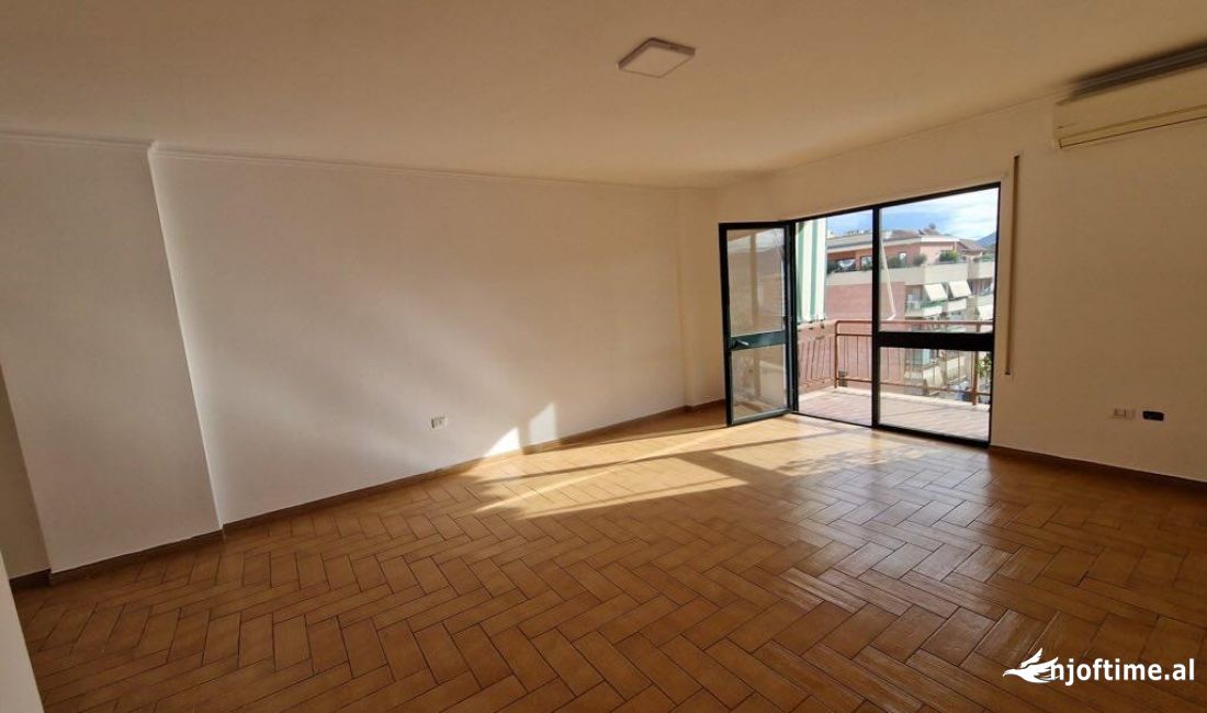 Apartament per zyra 3+1+2  Sheshi willson