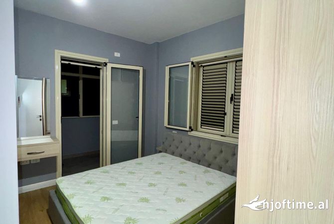 Shtepi me qera Apartament ne Tirane, 1+1, Mobilimi E mobiluar, Pagesa 35,000  Leke.