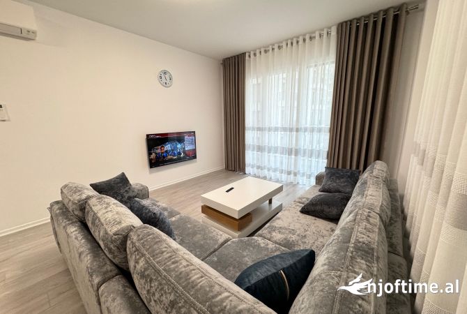 Shtepi me qera Apartament ne Tirane, 2+1, Mobilimi E mobiluar, Pagesa 730  Euro.
