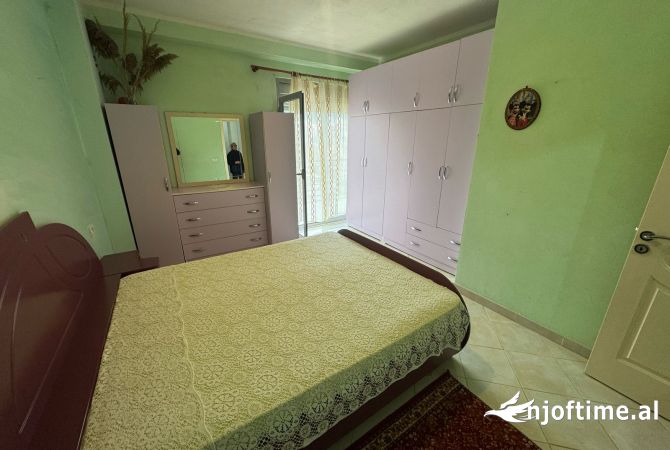 Shtepi me qera Apartament ne Tirane, 1+1, Mobilimi E mobiluar, Pagesa 350  Euro.