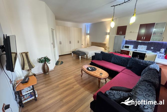 Qera garsoniere  📍Rruga e Durresit mbrapa ministrise se arsimit