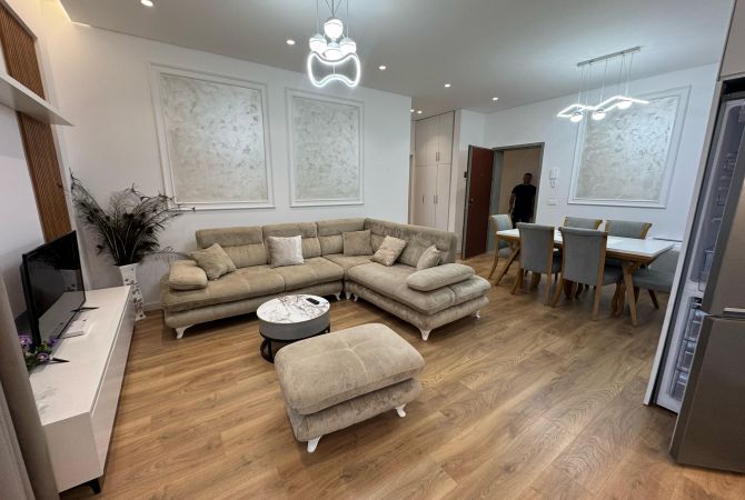 Jepet me qera Apartament 1+1 Ish Fusha 