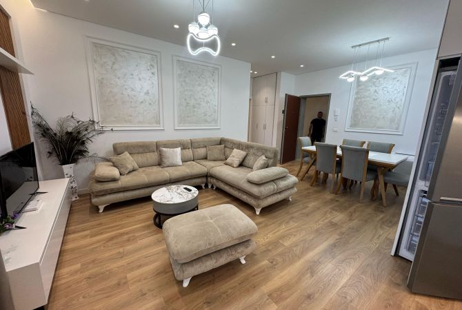 Shtepi me qera Apartament ne Tirane, 1+1, Mobilimi E mobiluar, Pagesa 600  Euro.