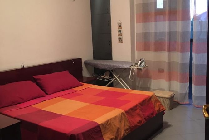 Shtepi me qera Apartament ne Tirane, 2+1, Mobilimi E mobiluar, Pagesa 500  Euro.