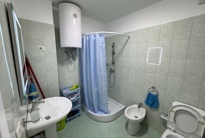 Shtepi me qera Apartament ne Tirane, 1+1, Mobilimi E mobiluar, Pagesa 500  Euro.