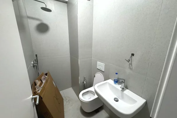 Shtepi me qera Apartament ne Tirane, 1+1, Mobilimi E mobiluar, Pagesa 40,000  Leke.