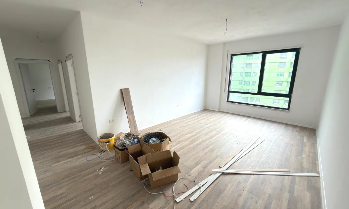 Shtepi ne shitje Apartament ne Tirane, 3+1, Mobilimi Bosh, pa mobiluar, Pagesa 175,000  Euro.