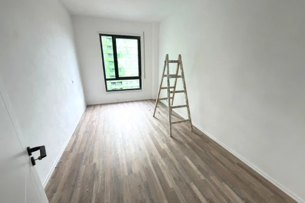 Shtepi ne shitje Apartament ne Tirane, 3+1, Mobilimi Bosh, pa mobiluar, Pagesa 175,000  Euro.