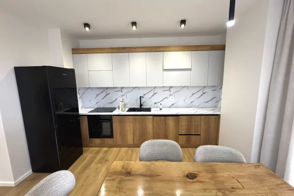 Shtepi me qera Apartament ne Tirane, 2+1, Mobilimi E mobiluar, Pagesa 70,000  Leke.