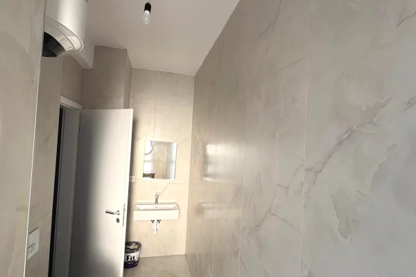 Shtepi me qera Apartament ne Tirane, 1+1, Mobilimi E mobiluar, Pagesa 40,000  Leke.