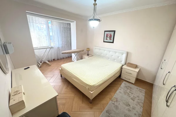 Shtepi me qera Apartament ne Tirane, 1+1, Mobilimi E mobiluar, Pagesa 500  Euro.