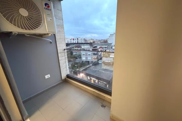 Shtepi me qera Apartament ne Tirane, 1+1, Mobilimi Bosh, pa mobiluar, Pagesa 40,000  Leke.