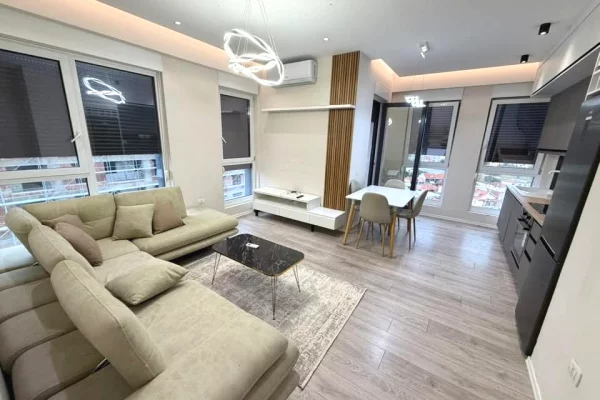 Shtepi me qera Apartament ne Tirane, 2+1, Mobilimi E mobiluar, Pagesa 70,000  Leke.