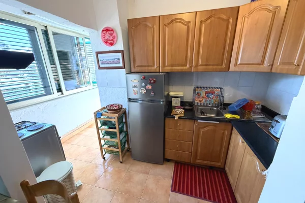 Shtepi me qera Apartament ne Tirane, 1+1, Mobilimi E mobiluar, Pagesa 35,000  Leke.