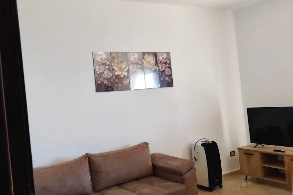 Jepet me qera 1+1+ Parkim Qytet Studenti 