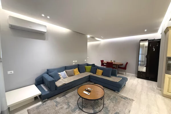 Shtepi me qera Apartament ne Tirane, 2+1, Mobilimi E mobiluar, Pagesa 800  Euro.