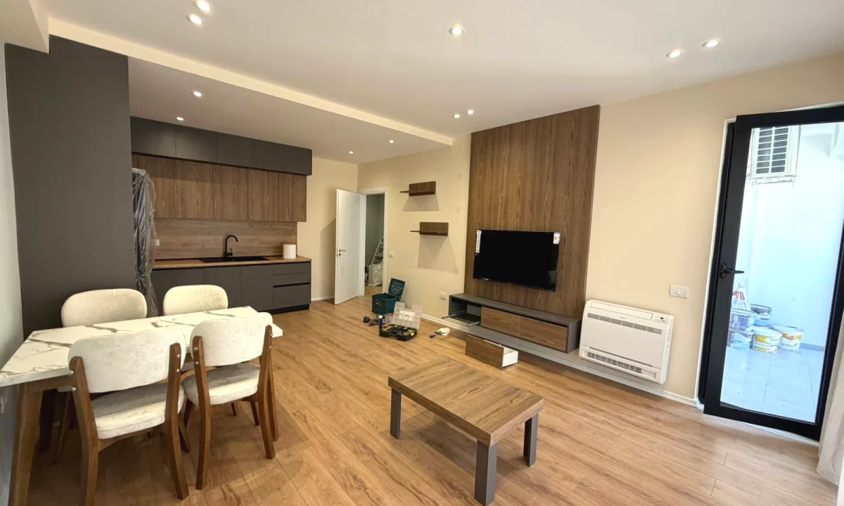 Shtepi me qera Apartament ne Tirane, 1+1, Mobilimi E mobiluar, Pagesa 53,000  Leke.