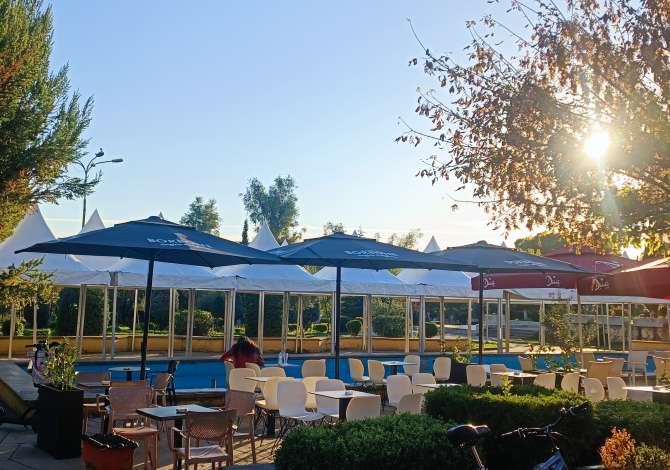 Ambient biznesi me qera 2+1 ne Tirane - 50,000 Leke