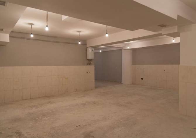 Business Property in Sale 4+1 in Tirana - 190,000 Euro